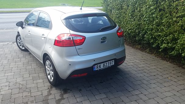 Kia Rio med Vinterdekk