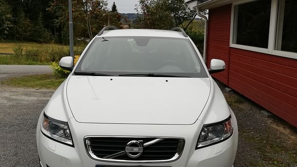 Volvo V50 med Lydinngang