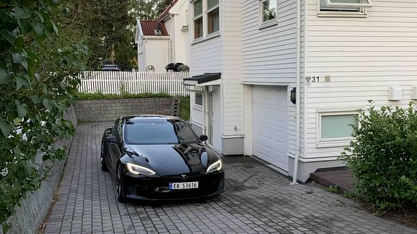 Tesla Model S med Vinterdekk