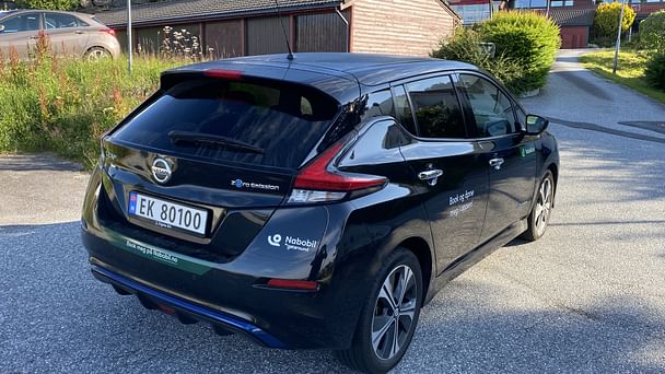 Nissan Leaf med Lydinngang