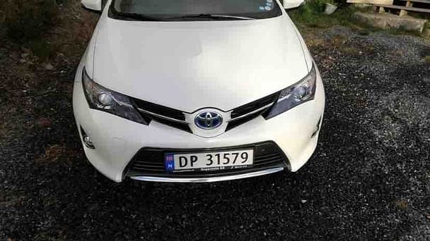 Toyota Auris, 2013, Blyfri / Elektrisk (hybrid)