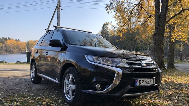 Mitsubishi Outlander, 2016, Blyfri / Elektrisk (hybrid), automatisk