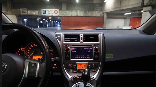 Toyota Verso-S med Bluetooth audio