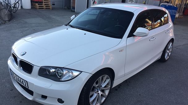 BMW Série 1 Touring med GPS