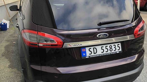 Ford S-Max med Vinterdekk