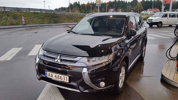 Mitsubishi Outlander, 2016, Blyfri / Elektrisk (hybrid), automatisk
