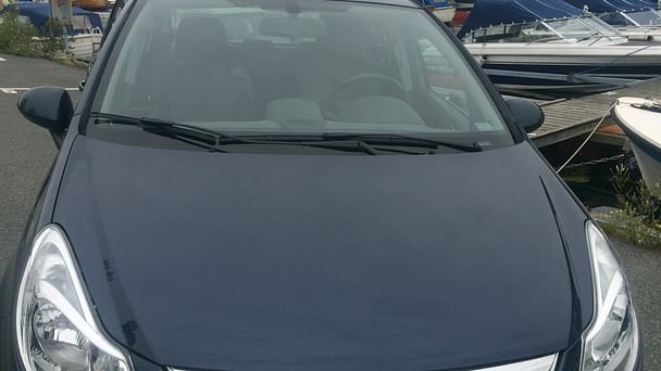 Opel Corsa med Lydinngang