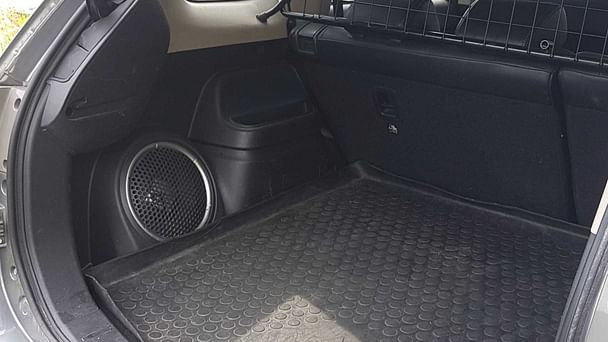 Mitsubishi Outlander med Skistativ