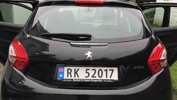 Peugeot 208