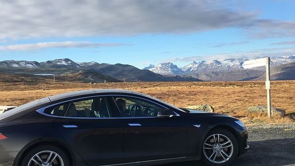 Tesla Model S med GPS