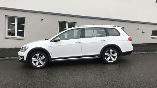 Volkswagen Golf Country