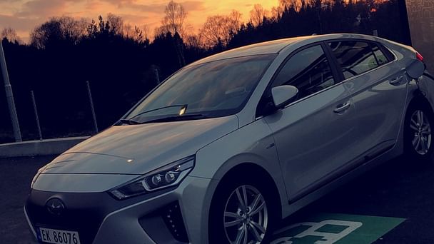 Hyundai Ioniq, 2018, Elektrisk, automatisk
