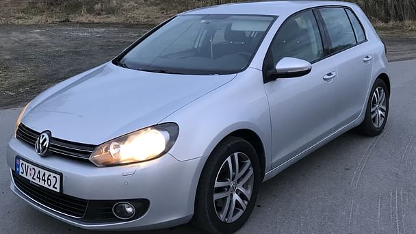 Volkswagen Golf Kombi med Vinterdekk