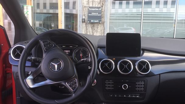 Mercedes Classe B med Vinterdekk