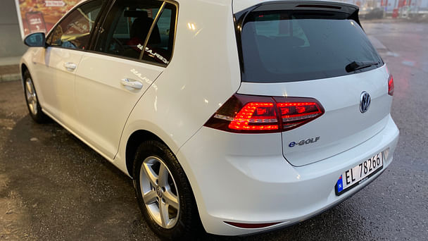 Volkswagen e-Golf med Cruisekontroll