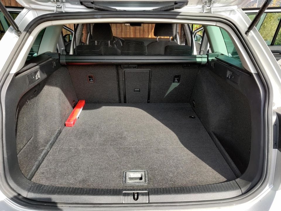 Volkswagen Golf Kombi Automatgir og skiboks con GPS