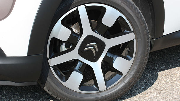 Citroen C4 Cactus med Lydinngang