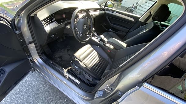 Volkswagen Passat Kombi med Vinterdekk