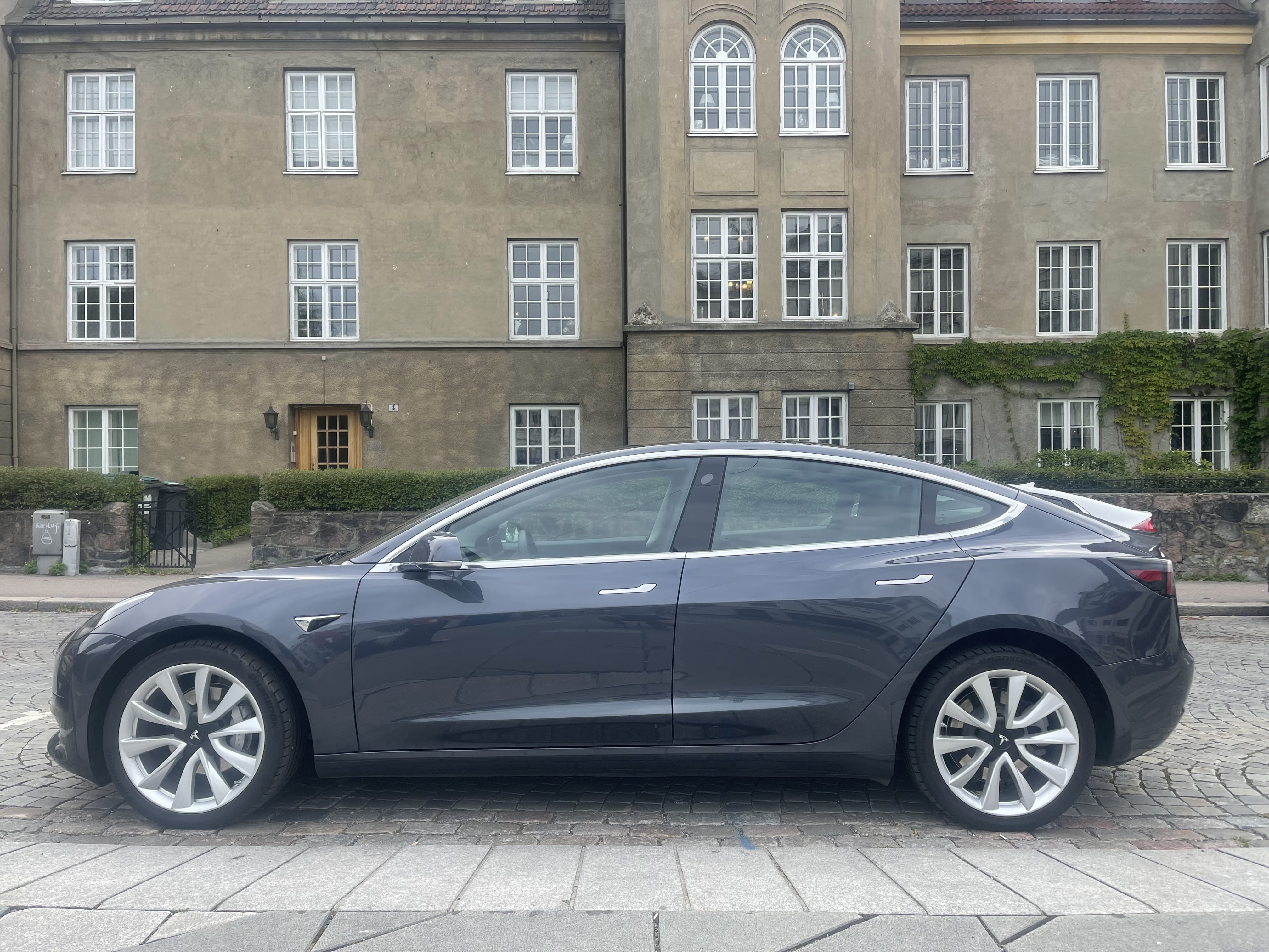 Tesla Model 3 with GPS