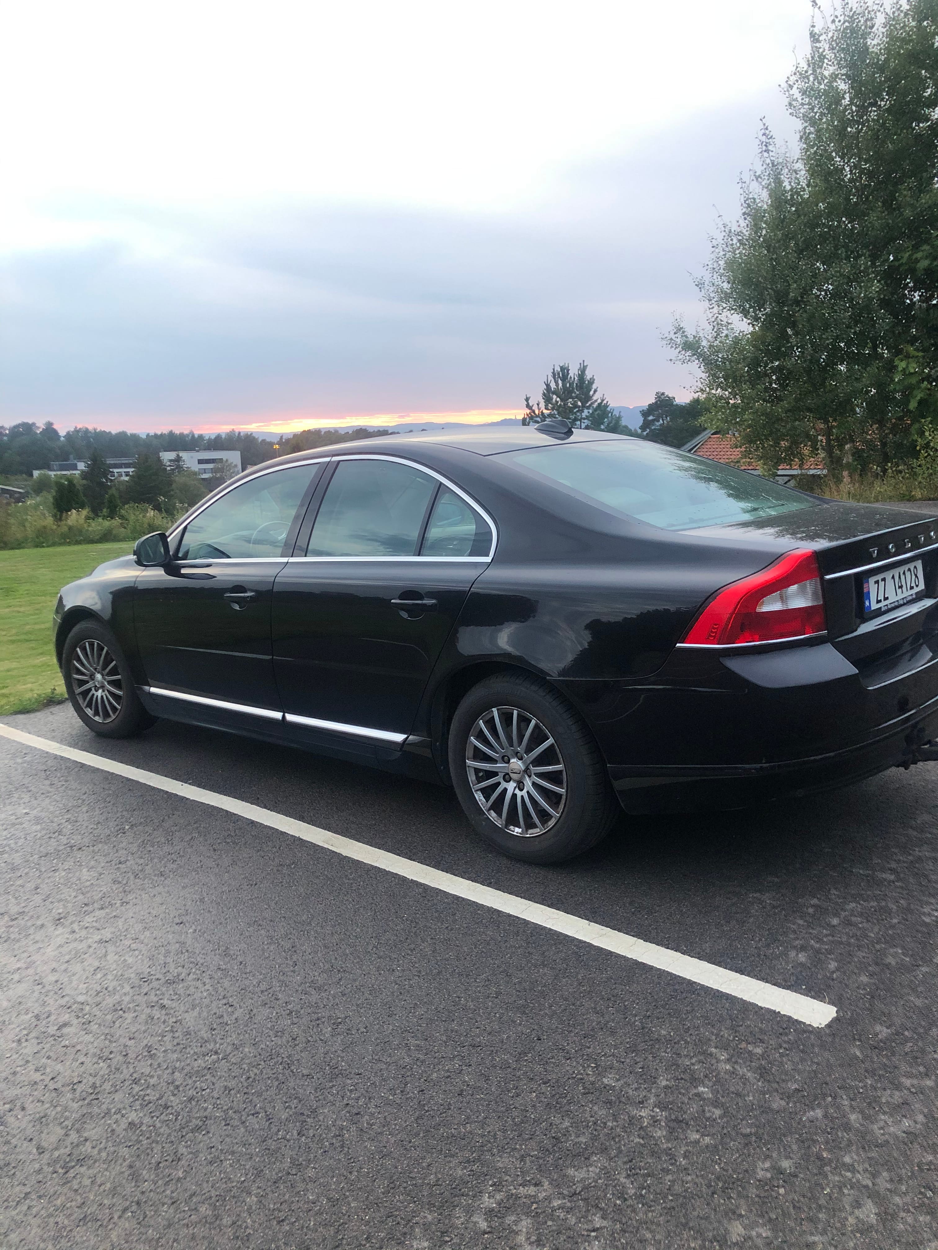 Volvo S80 med Lydinngang