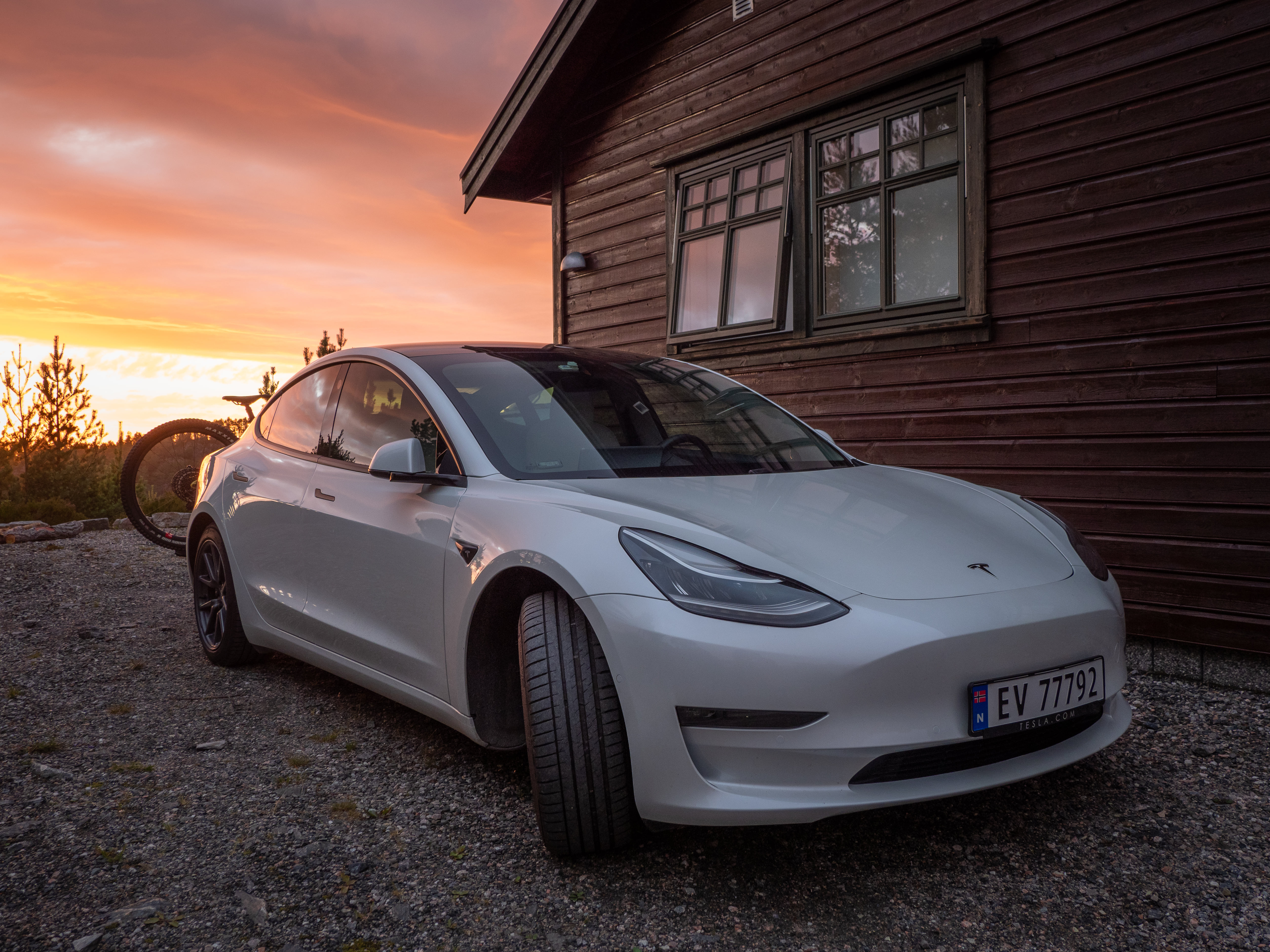Tesla Model 3 LR, AWD, FSD, henger | langtidsleie mulig, 2019, Electric, automatic