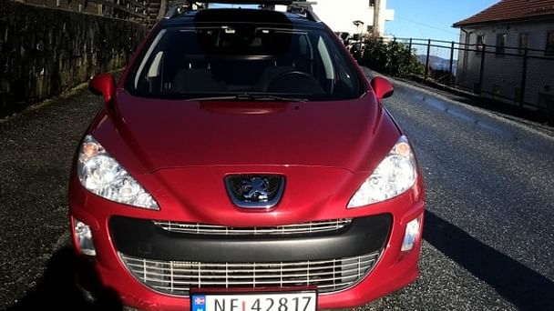 Peugeot 308 med Skistativ
