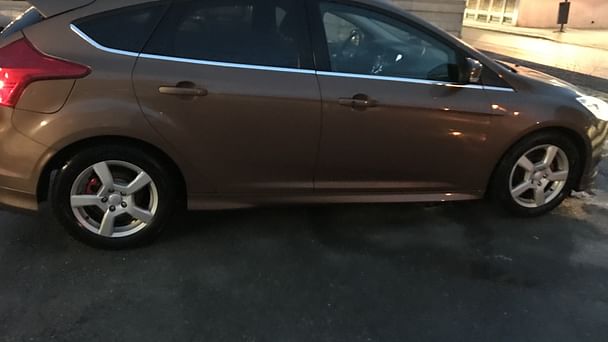 Ford Focus Business med Vinterdekk