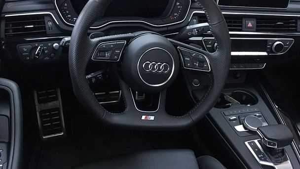 Audi A5 Coupé med Vinterdekk