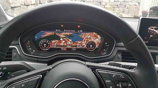 Audi A4 Avant med Lydinngang