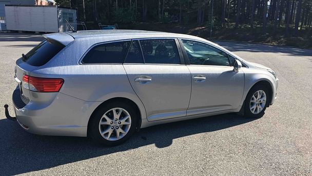Toyota Avensis Verso med Vinterdekk