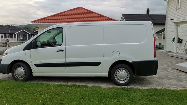 Citroen Jumpy med Tilhengerfeste