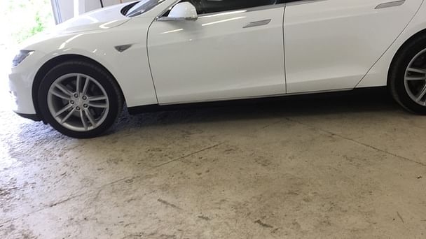 Tesla Model S med Vinterdekk