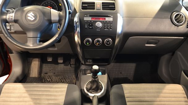 Suzuki SX4