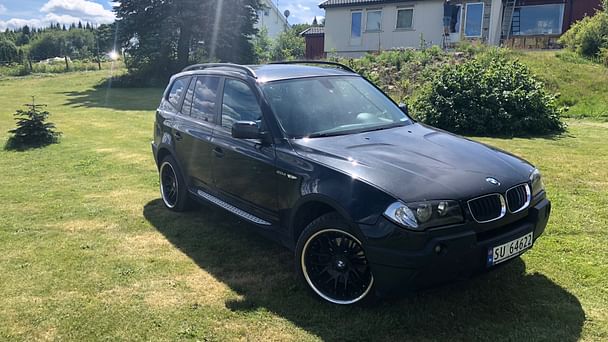 BMW X3 med Vinterdekk