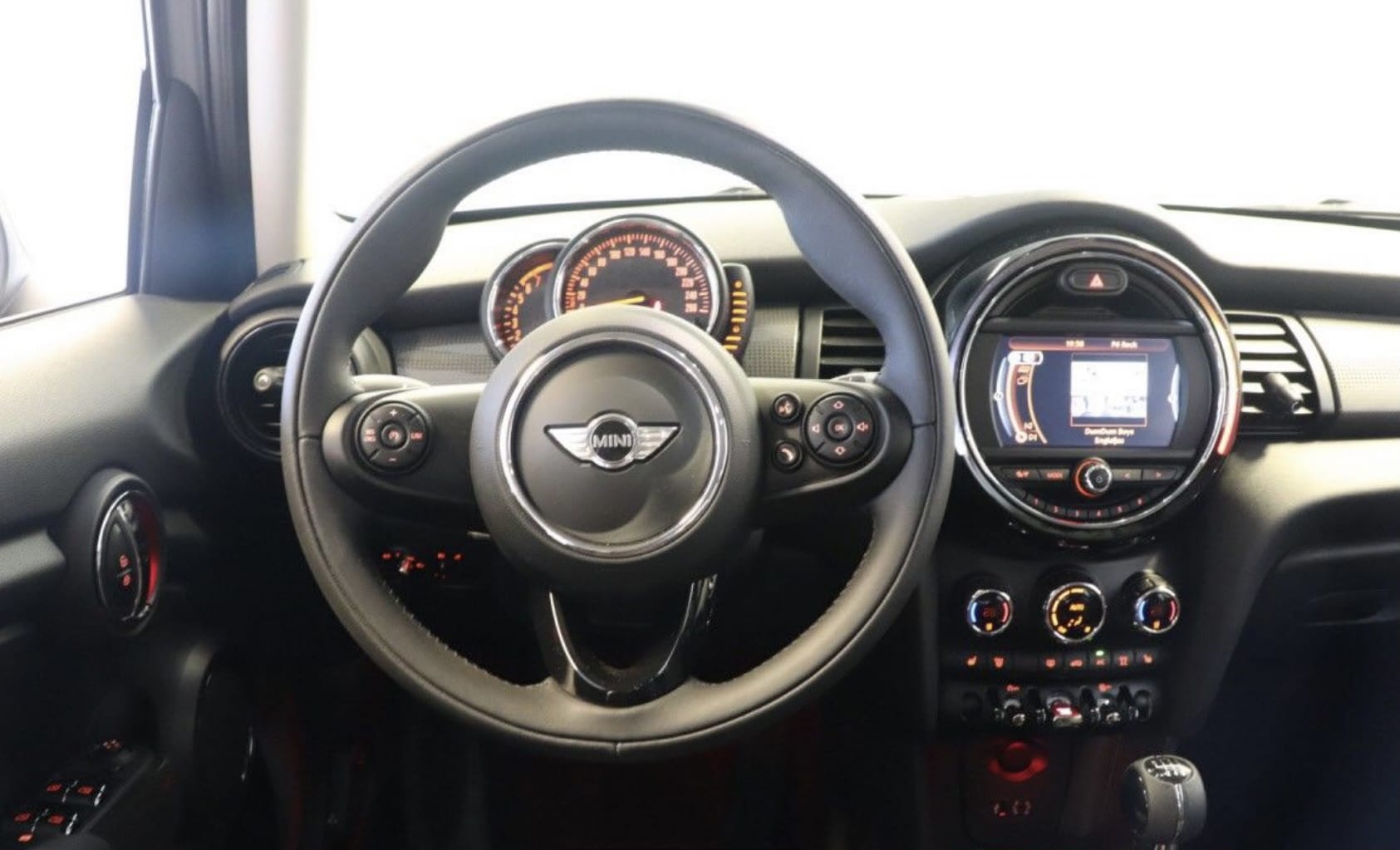 Mini Cooper 5-dører with Cruise control