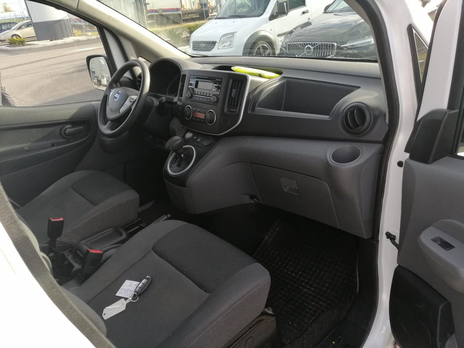 Nissan e-NV200 Varebil mit Audio-/iPod-Zugang