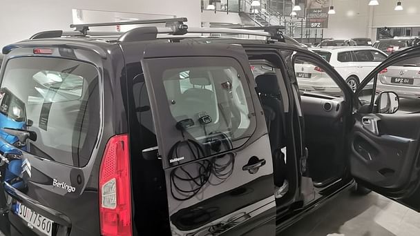 Citroen Berlingo med Skistativ