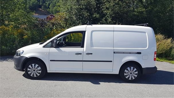 Volkswagen Caddy Maxi med Skistativ