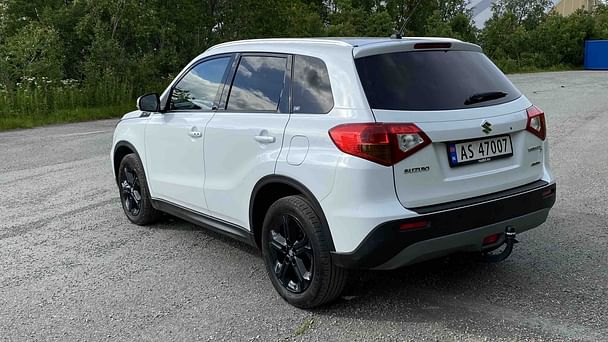Suzuki Vitara med Tilhengerfeste