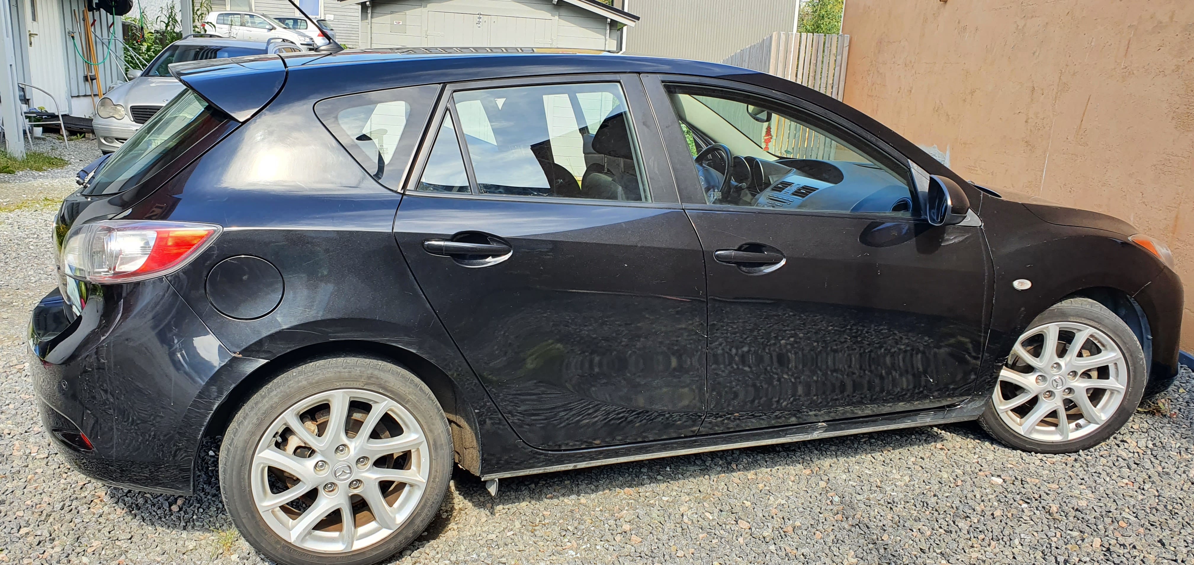 Mazda 3 med Vinterdekk