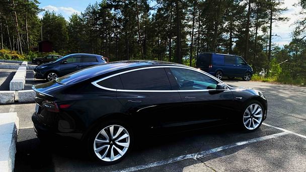 Tesla Model 3, 2019, Elektrisk, automatisk