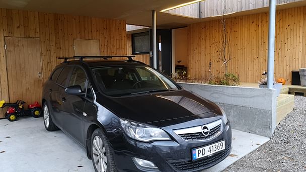 Opel Astra Sports Tourer med Vinterdekk