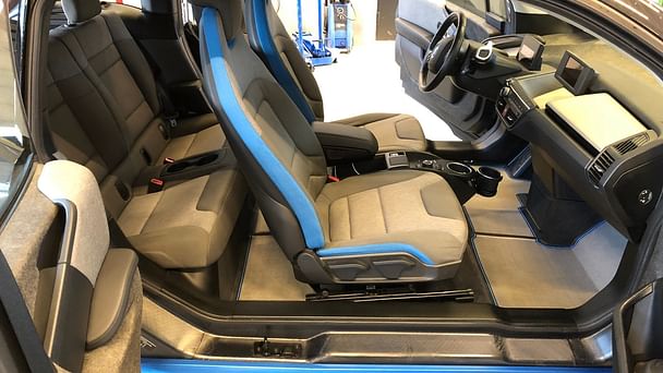 BMW i3 med Lydinngang