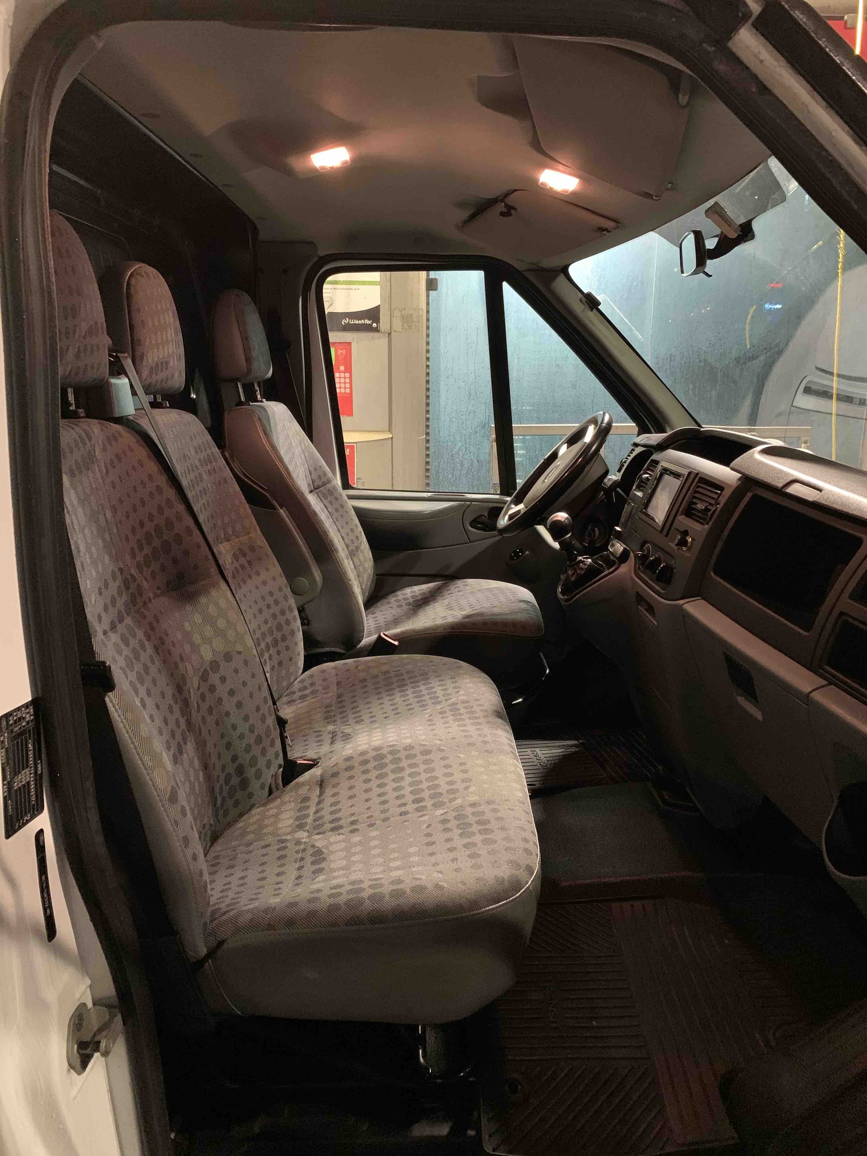 Ford Transit Varebil 115 T300