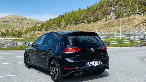 Volkswagen Golf GTE med Lydinngang