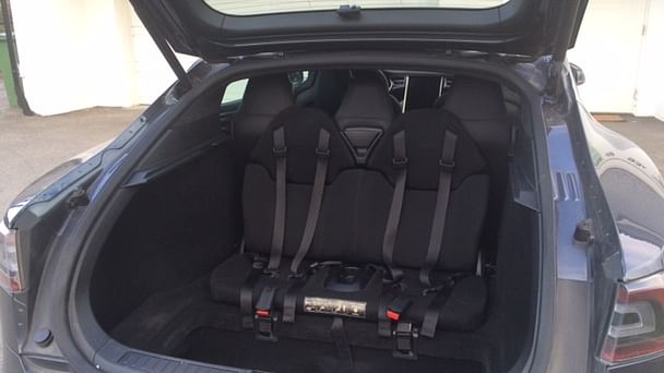 Tesla Model S med GPS