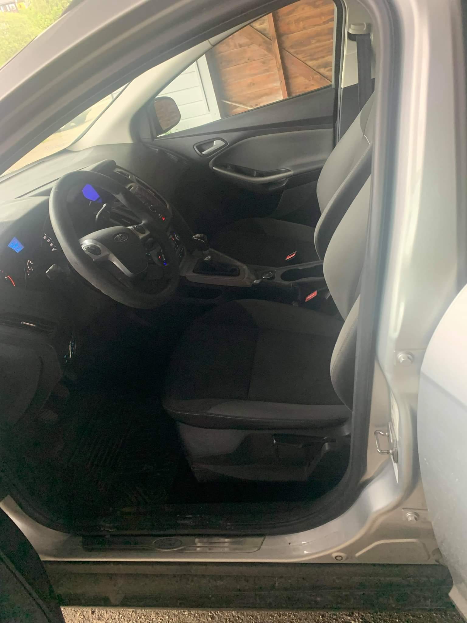 Ford Focus SW med Vinterdekk