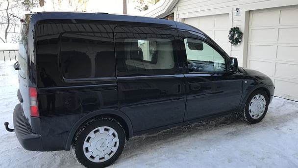 Opel Combo lettkjørt, ryggekamera, DAB, vinterdekk, tilhengerfeste, takstativ, godt vedlikeholdt