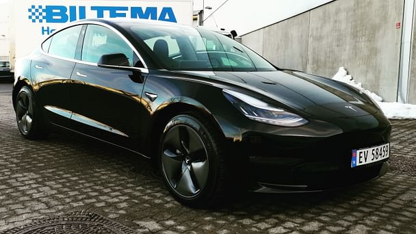 Tesla Model 3, 2019, Elektrisk, automatisk