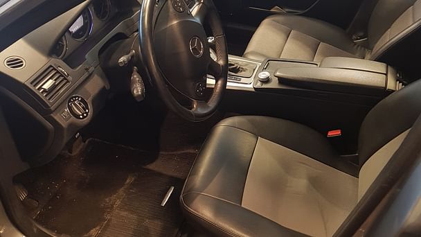 Mercedes Classe C Break med Lydinngang